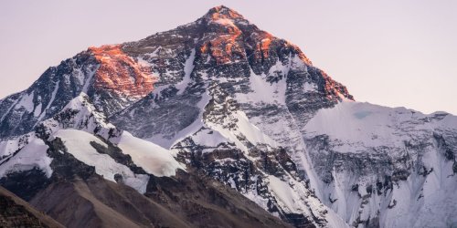 Encuentran bacterias congeladas en el Tibet y temen por su escape del hielo