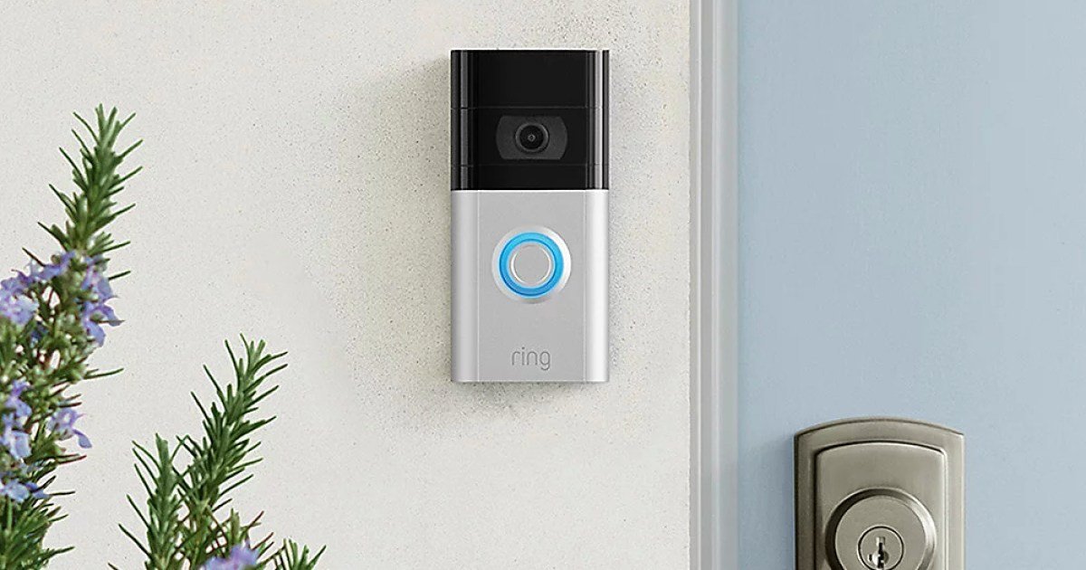Smart Home Living cover image