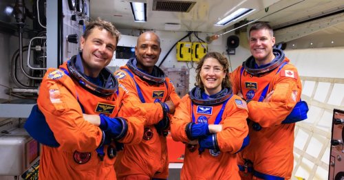NASA’s Artemis moon crew suit up for mission practice run
