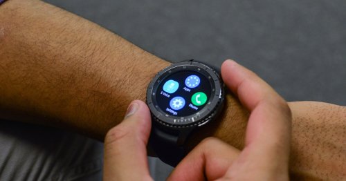 It’s about time: Samsung Gear S2 and S3 are finally compatible with Apple iPhone