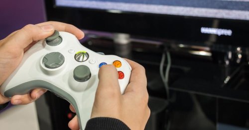 The U.S. Navy is using Xbox 360 controllers to operate submarine periscopes