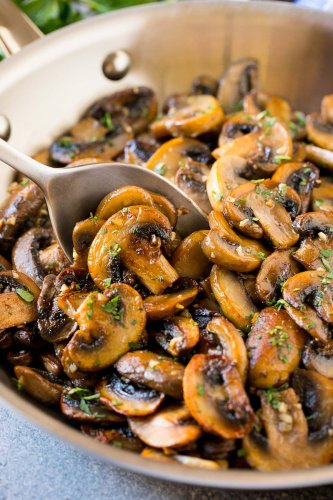The Secret Trick Restaurants Use To Make Mushrooms Delicious