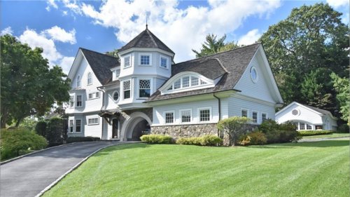 Seven-Bedroom Westchester County Victorian Is Perfect for a Large Family