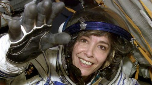 French Astronaut Cries ' Earth Must Be Warned! ' Before Attempting Suicide