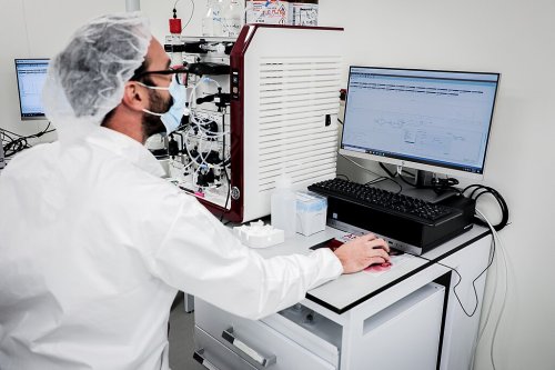 13 Fascinating Examples of Biotechnology Enhancing Our Everyday Lives