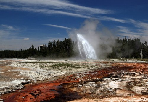 Helium Hotspot? Why Scientists Are Swarming to the Yellowstone Region
