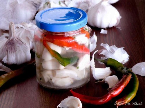 The Spicy Garlic Condiment That Helps Your Gut Health