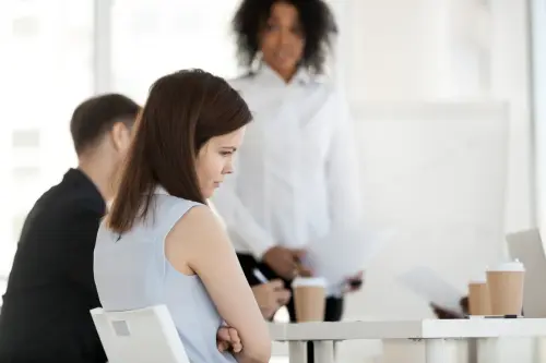 US employee engagement falls to 10-year low