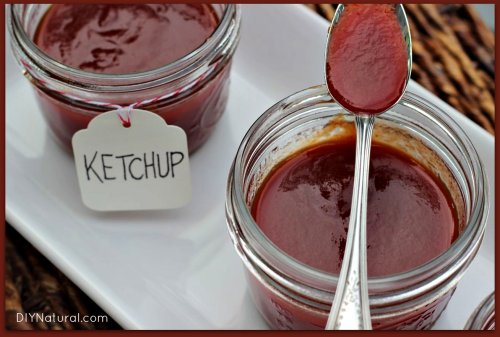 A Simple And Delicious Homemade Ketchup Recipe