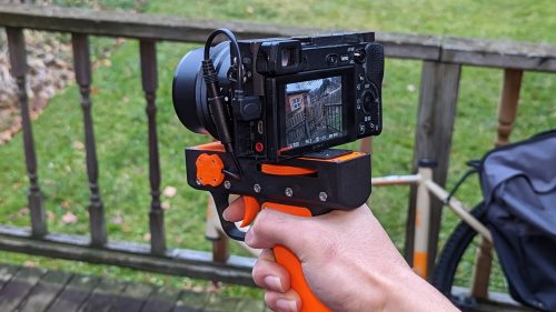 the-photopistol-is-a-3d-printable-pistol-grip-for-holding-and-shooting