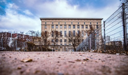 Berghain: Erste Klubnacht seit März 2020 angekündigt - DJ LAB