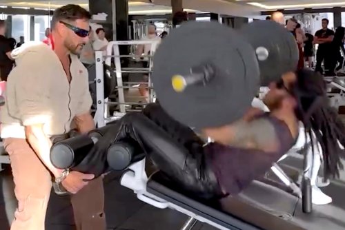 Lenny Kravitz's Unhinged Workout Gear Sparks Fan Frenzy & Calls For 'LuluLenny' Brand