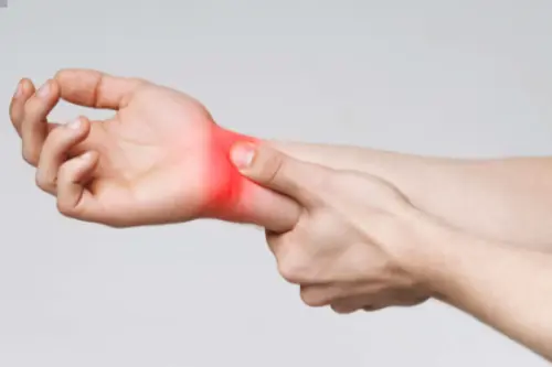 What is Carpal Tunnel Syndrome? Understanding Nerve Pathways in the Wrist, Check Expert’s View