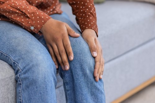 Sarcome synovial : causes, symptômes, diagnostic et traitement