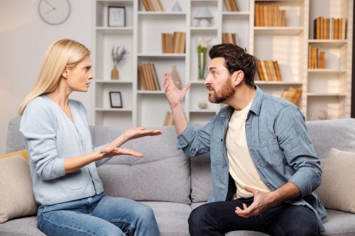"Ne tombez pas dans ces pièges" : une psychologue alerte sur les erreurs qui aggravent les relations toxiques