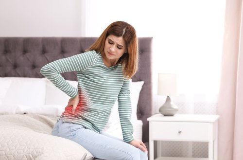 Elle pensait à un simple mal de dos, c’était en réalité un cancer silencieux de la moelle osseuse