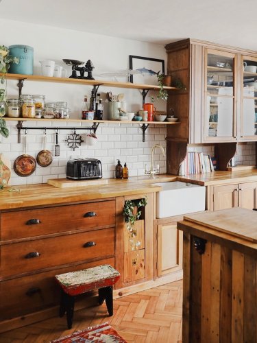 The Most Underrated Kitchen-Reno Budget Saver: Used Cabinets