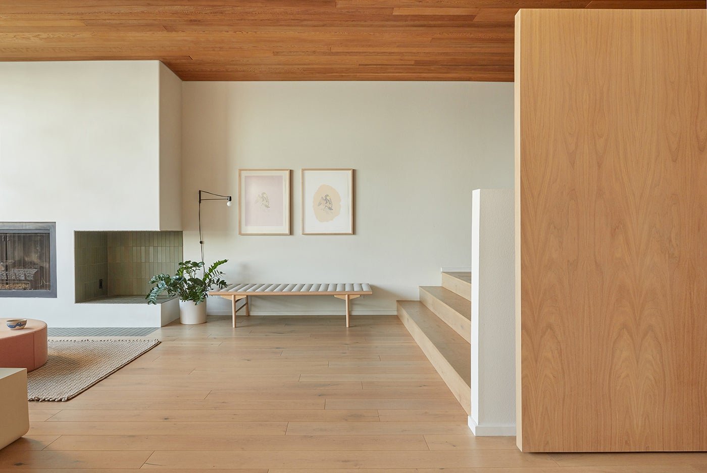This Clever Murphy Bed Creates a Guest-Room Nook Where There Isn’t One
