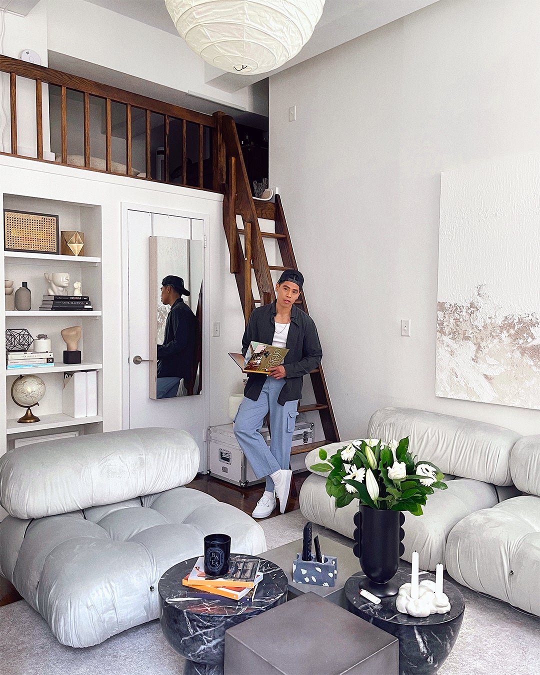 For This Creative, Downsizing From a One-Bedroom to a Studio Was an Upgrade