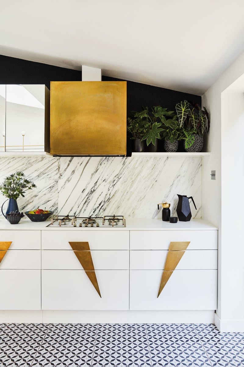 The Secret to These Kitchens’ Non-Hideous Vent Hoods Is in the Material
