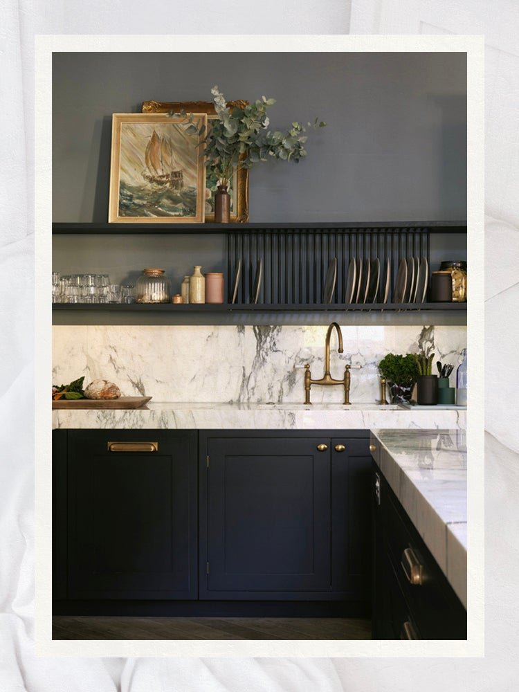 Go Bold (and Beautiful) With the Best Black Paints for Kitchen Cabinets