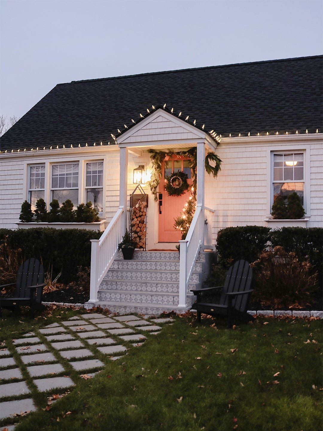 This Home’s $35 Holiday Lights Went Up on the Roof in Under an Hour