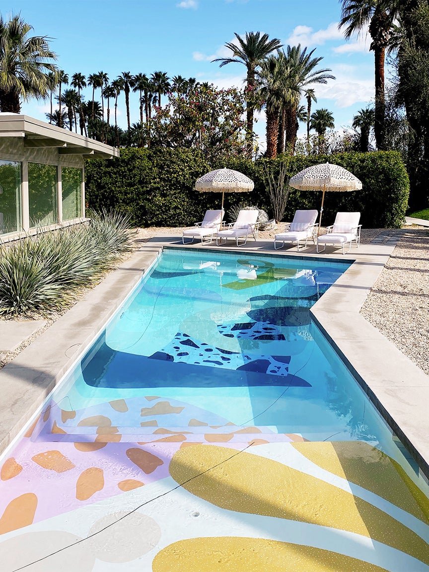 Some Homeowners Paint Their Siding—These People Painted Their Pools