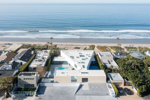 The Malibu home of legendary Hollywood agent Michael Ovitz
