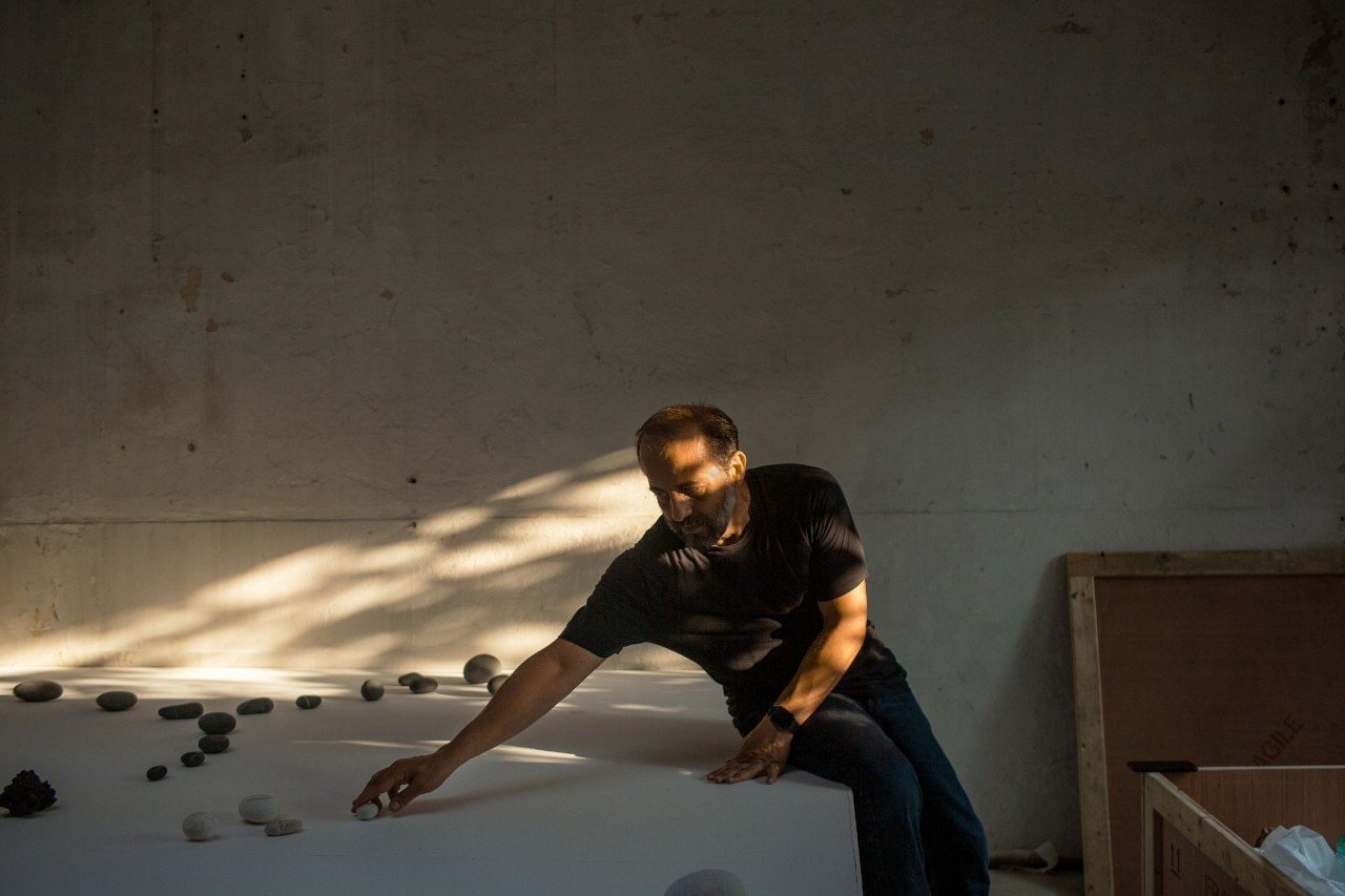 Michael Anastassiades mette in mostra “la natura come designer”