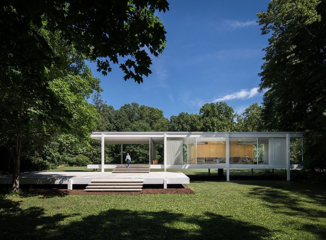 The history of the house designed by Mies van der Rohe for Edith Farnsworth
