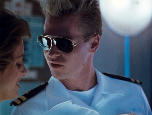Val Kilmer Celebrates New ‘Top Gun’ Film With Throwback Photo From Original