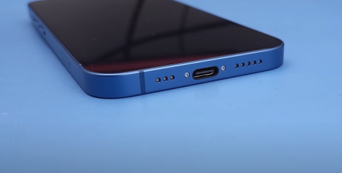 Youtuber baut voll funktionsfähiges iPhone 13 mit USB-C-Anschluss