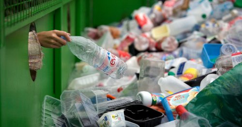 Empty cans and bottles can be cashed in for up to 25 cents via new deposit return scheme