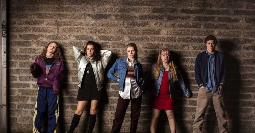 Seven things that would be insanely different if Derry Girls was set in Dublin