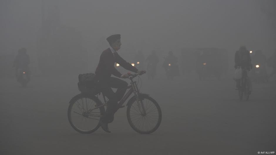 Why pollution is so high in Pakistan's cities