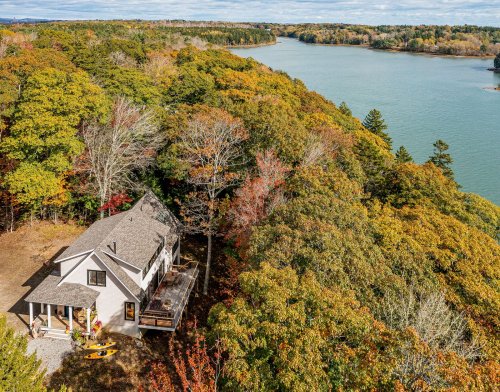 Budget Breakdown: A $1.1M Prefab Gives a Divorcée a Fresh Start in Midcoast Maine