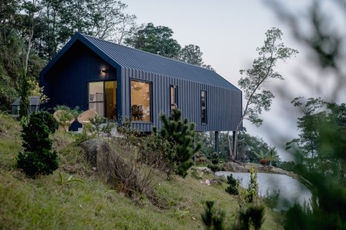 Articles about 10 dwell houses their own words on Dwell.com