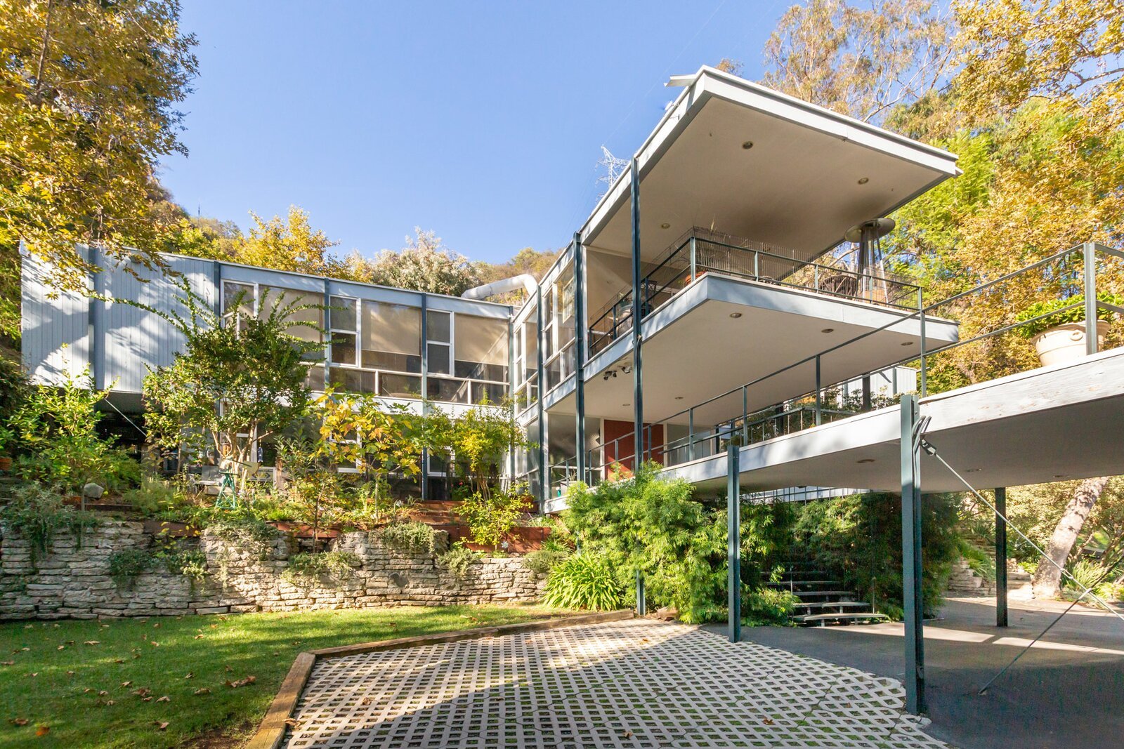 A Marvelous Steel-and-Glass Midcentury Asks $5 Million in Los Angeles