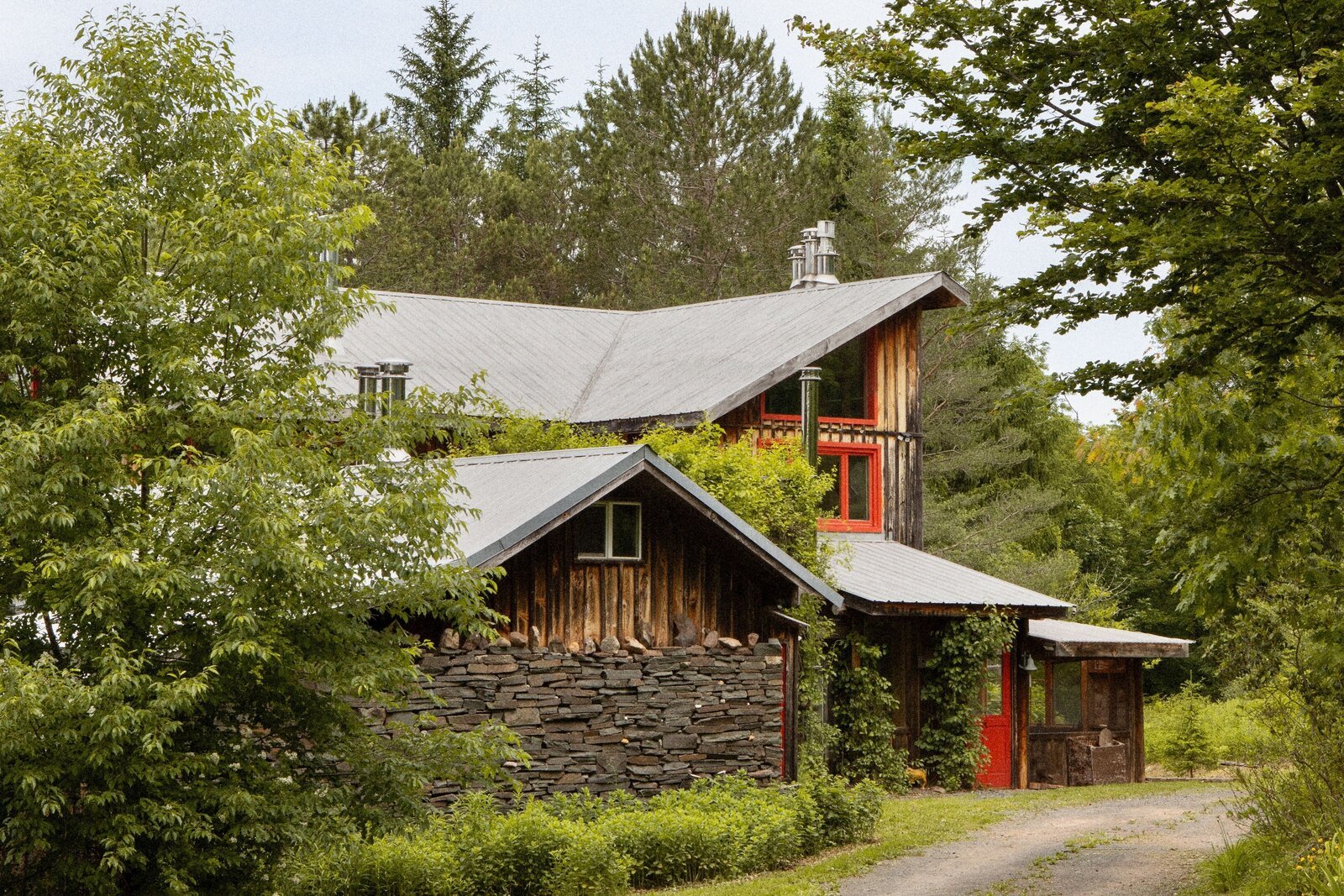 Could This $950K Getaway Be the Coziest Cabin in Upstate New York?
