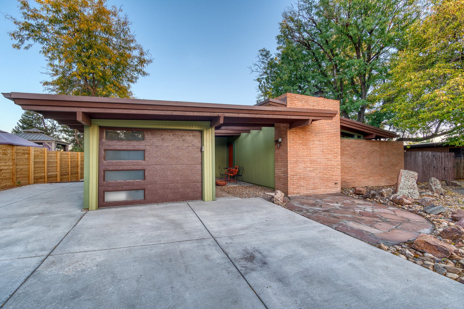 This $1.3M Denver Midcentury Was Meticulously Restored to Its 1960s Splendor