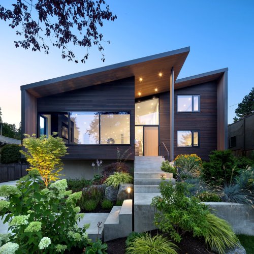 An Ordinary Suburban Home in Vancouver Is Given a Modern Edge