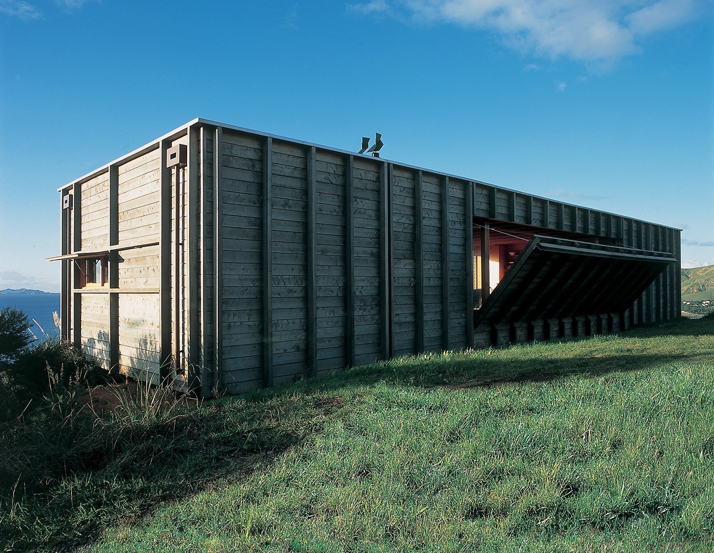 How to Buy a Shipping Container