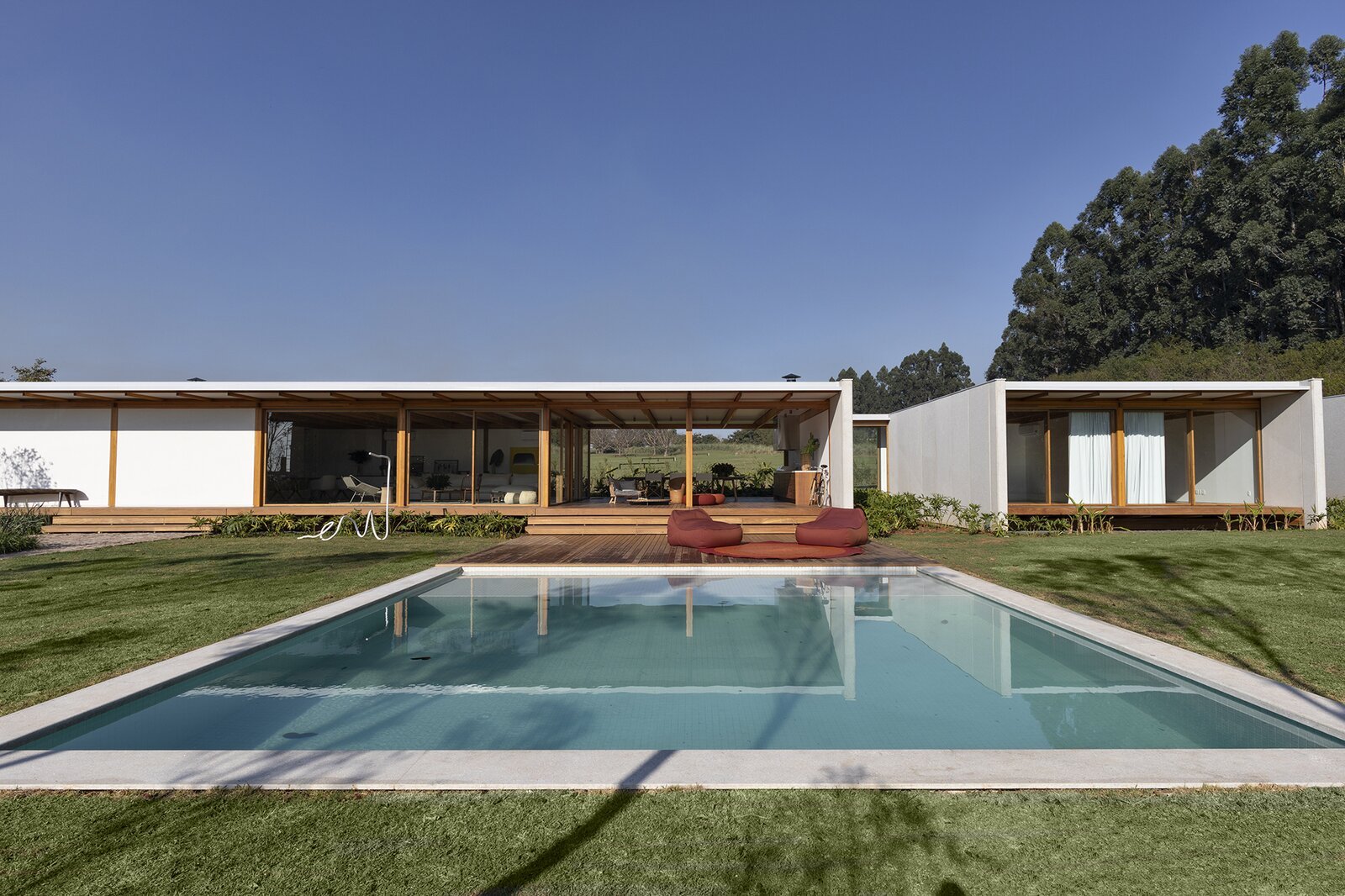 Pipa House by Bernardes Arquitetura