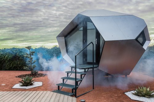 These Meteorite-Shaped Office Pods Look Ready for the Space Age—But Live in Your Backyard