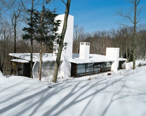 Articles about 6 modern homes upstate new york on Dwell.com