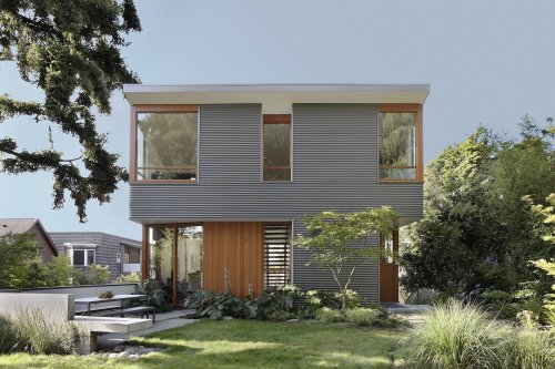 Articles about seattle home carefully blocks out neighbors while celebrating natural on Dwell.com
