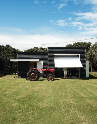 Articles about 7 fantastic backyard buildings on Dwell.com