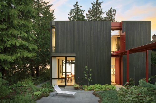 Hail Cedar: 7 Houses that Make Use of Cedar Wood (7 Photos)