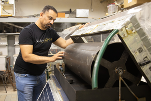 Researchers developed a simple way to desalinate water using solar energy