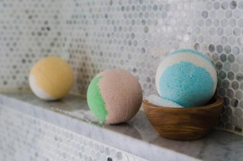 CBD Bath Bombs: Everything! You Need To Know - Earth Choice Supply